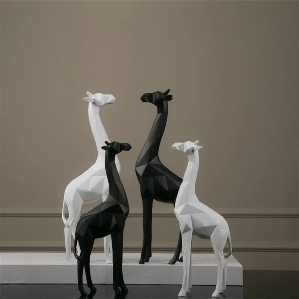 DIY 3D Paper Fashion Nordic Giraffe Figurine Standing Desk Ornament – Geometric Papercraft Kit – DIY papercraft kit, front...